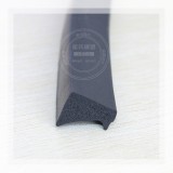 機柜發泡平板密封條,機柜9字發泡膠條,機柜密封橡膠條,電氣機柜密封條